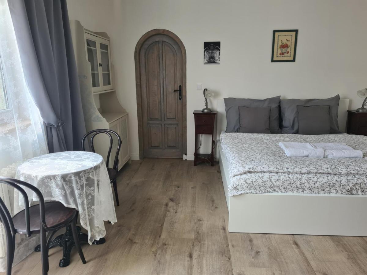Airport Rooms Prag Dış mekan fotoğraf