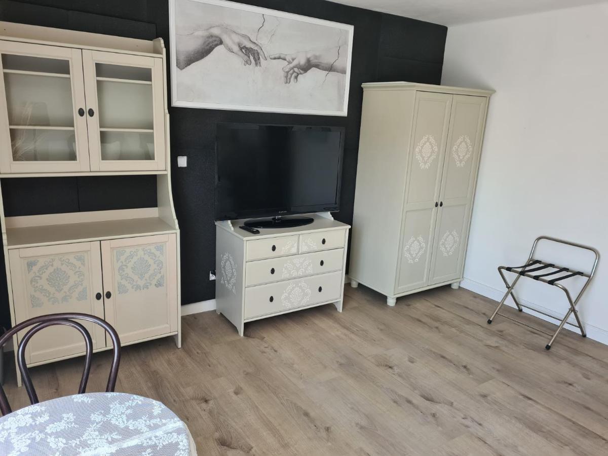 Airport Rooms Prag Dış mekan fotoğraf